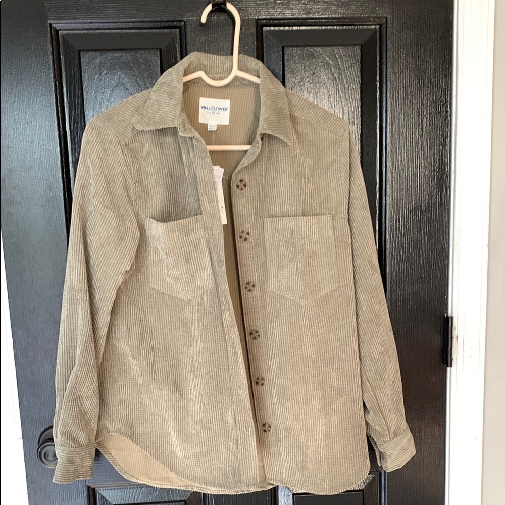 Women’s Green corduory button up shirt